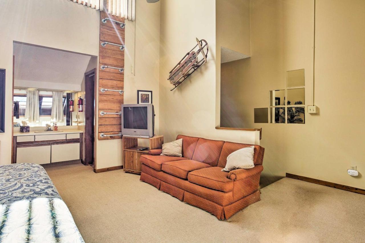 Pet-Friendly Beech Mountain Condo Steps To Slopes Екстериор снимка